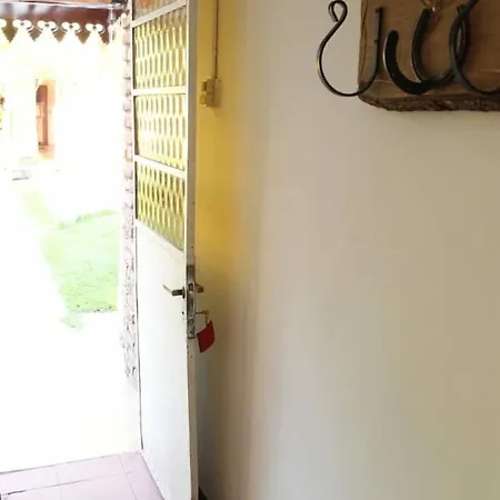 Casa De Familia Pato Apartamento Morón Exterior foto